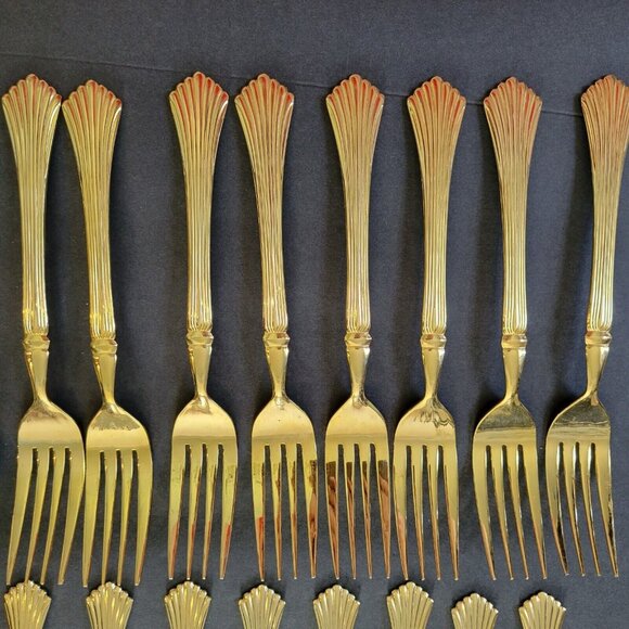 Towle Plume Cutlery Gold Plated Flatware Set~44Pieces~Service for 8 and more! - Picture 10 of 11